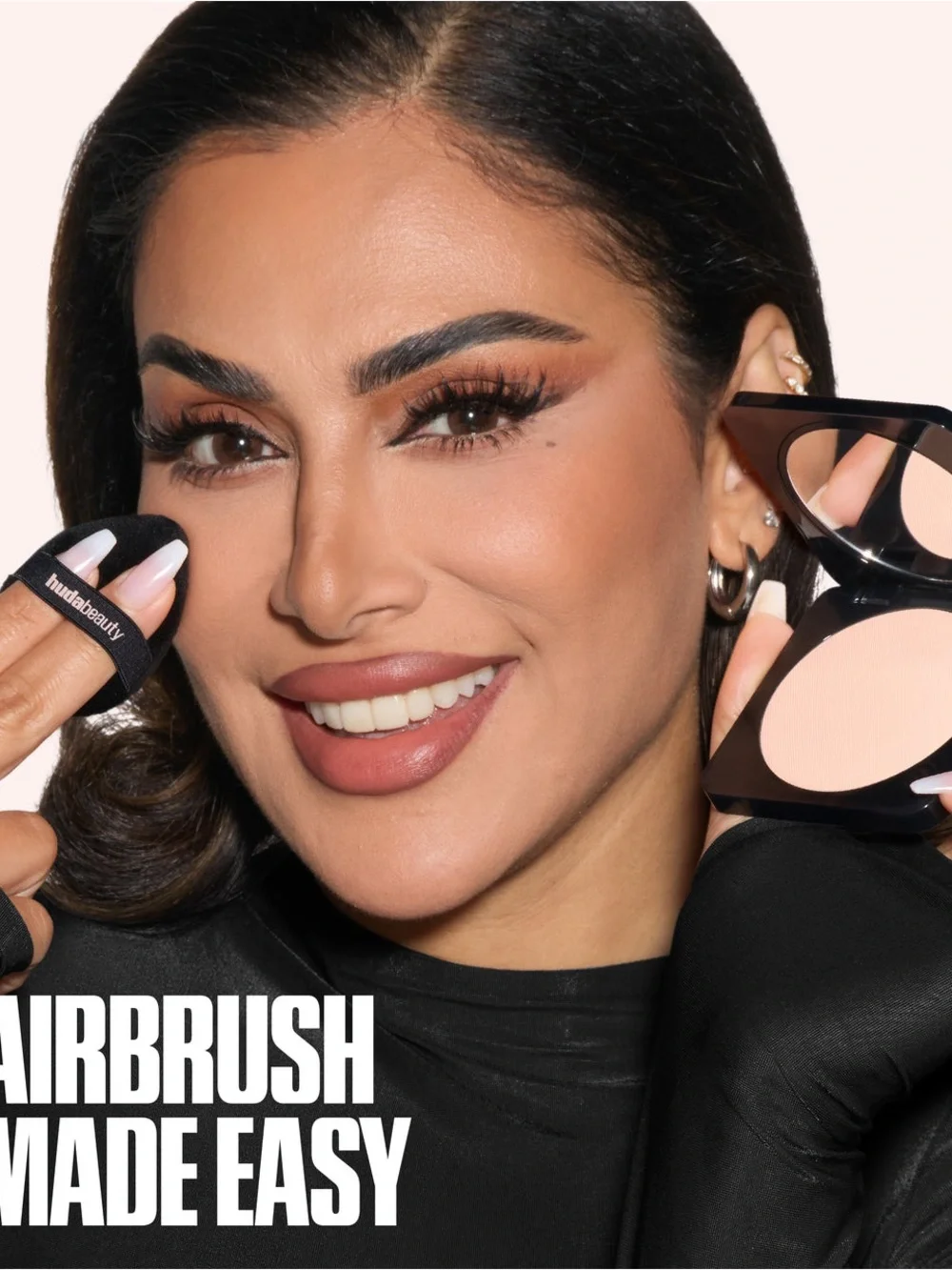 HUDA BEAUTY Easy Bake Pressed Airbrush Matte Powder In Peach CupCake